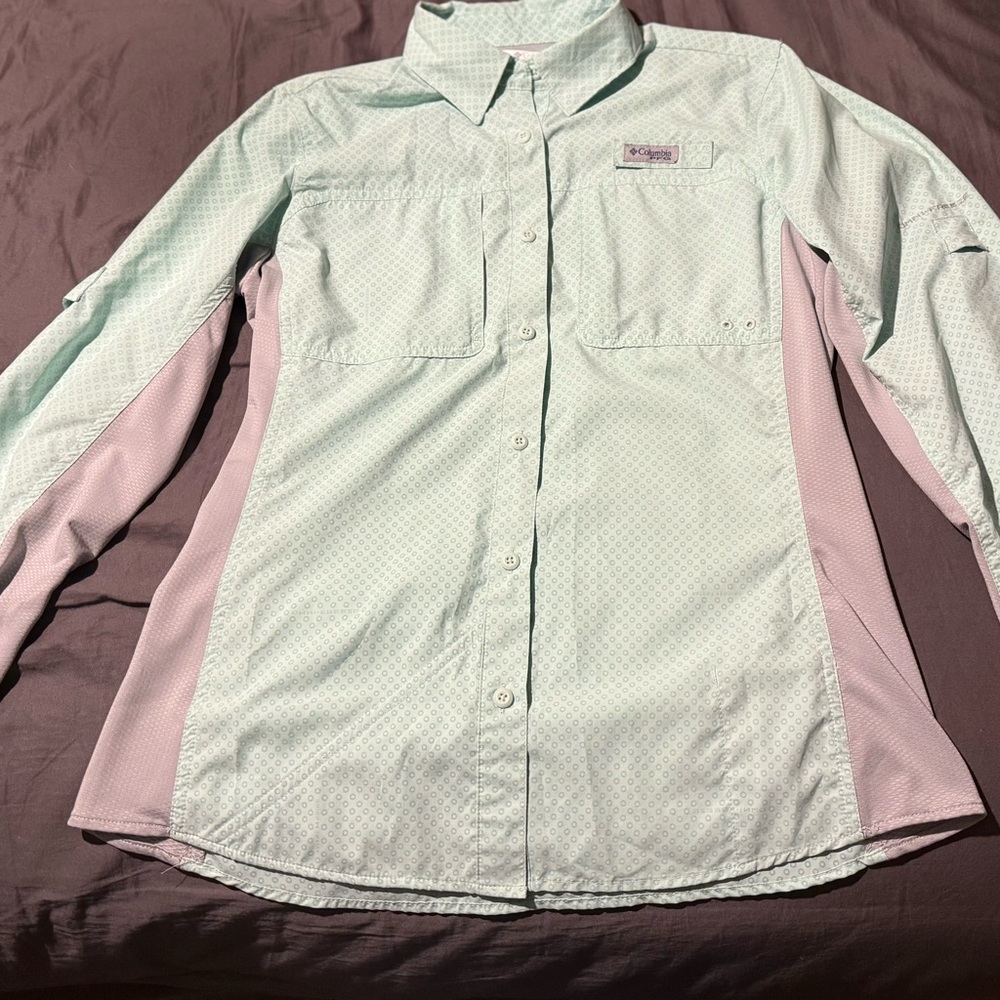 Columbia Women's Mint and Pink Button Down Shirt